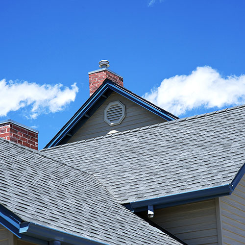 Keep Your Lakefront Home Clean With Regular Roof and House Washing